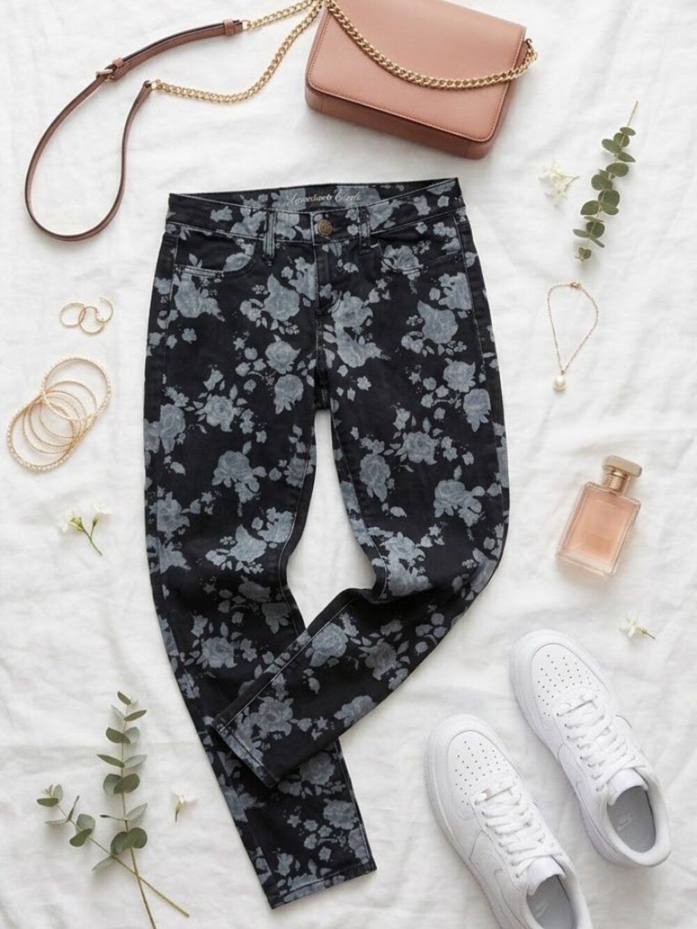 American Eagle Stretch Jegging Siz 4 Floral Rose Denim Skinny Goth Y2K Dark Boho